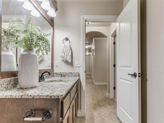 15509 Colonia Bella Drive, Oklahoma City, OK 73013