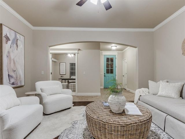 15509 Colonia Bella Drive, Oklahoma City, OK 73013