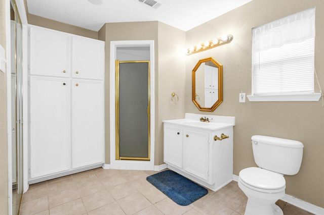235 Caravella Court, Livingston, TX 77351