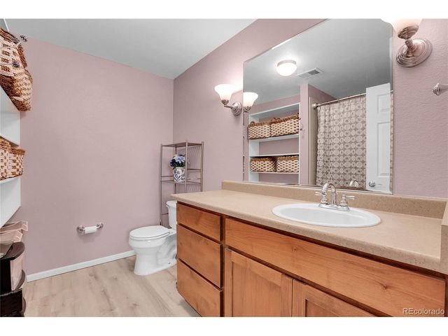 3865 S Dayton St 207, Aurora, CO 80014