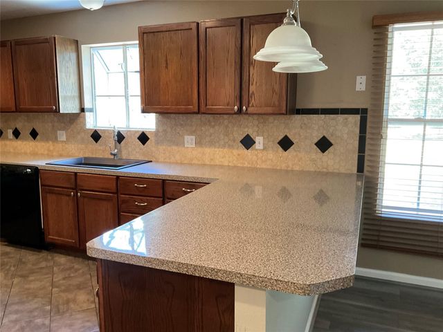 42906 O'neal Ln Road, Magnolia, TX 77354