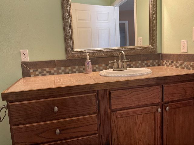 42906 O'neal Ln Road, Magnolia, TX 77354
