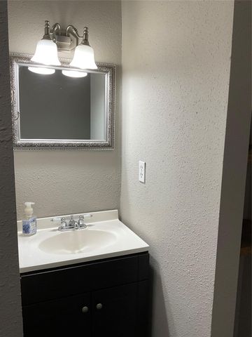 42906 O'neal Ln Road, Magnolia, TX 77354