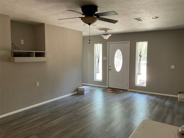 42906 O'neal Ln Road, Magnolia, TX 77354