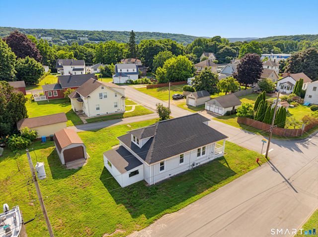 21 Edward Avenue, Norwich, CT 06360