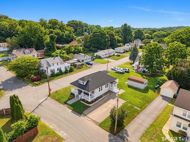 21 Edward Avenue, Norwich, CT 06360