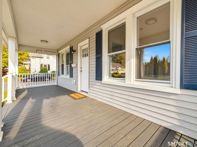 21 Edward Avenue, Norwich, CT 06360