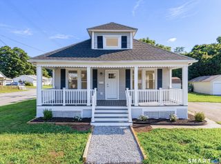 21 Edward Avenue, Norwich, CT 06360