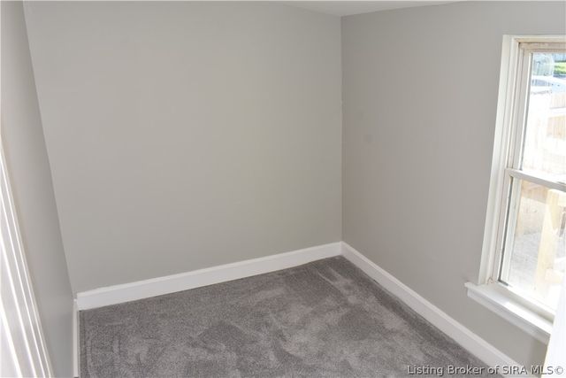 714 E 10th Street, Jeffersonville, IN 47130