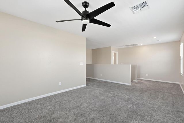 17851 W Daley Lane, Surprise, AZ 85387
