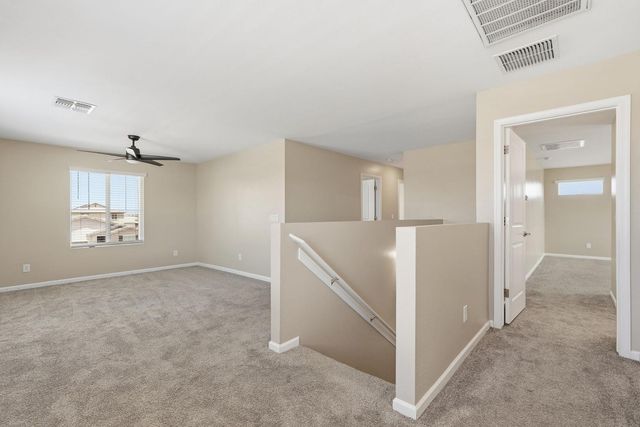 17851 W Daley Lane, Surprise, AZ 85387