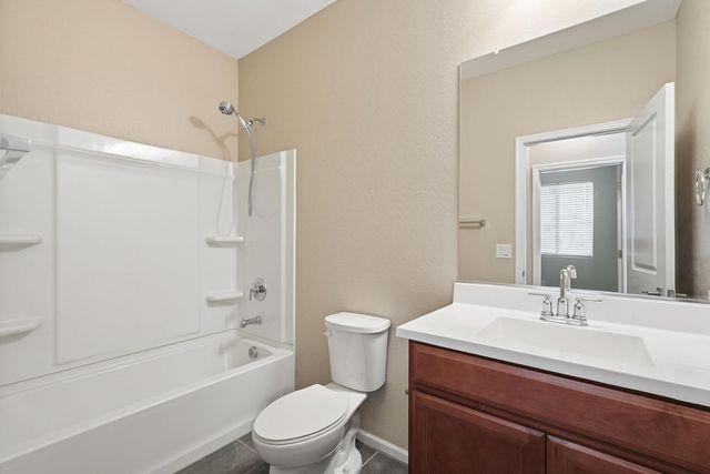 17851 W Daley Lane, Surprise, AZ 85387