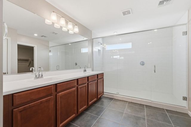 17851 W Daley Lane, Surprise, AZ 85387