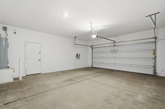 17851 W Daley Lane, Surprise, AZ 85387