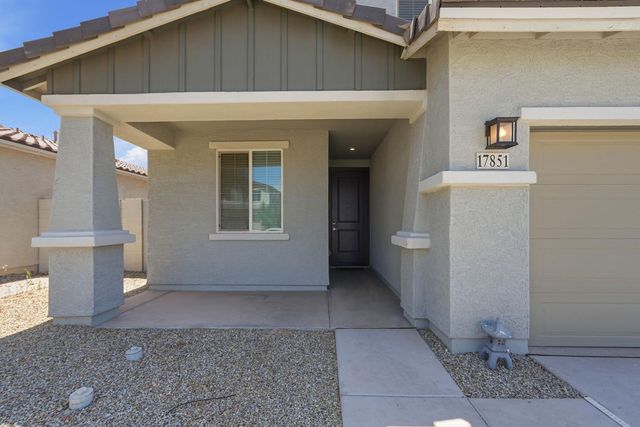 17851 W Daley Lane, Surprise, AZ 85387