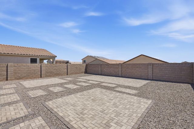 17851 W Daley Lane, Surprise, AZ 85387
