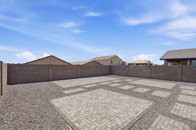 17851 W Daley Lane, Surprise, AZ 85387