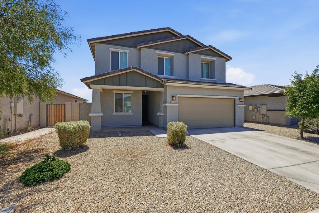 17851 W Daley Lane, Surprise, AZ 85387