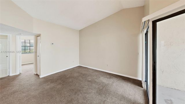 889 Hamilton Drive 889E, Homestead, FL 33034