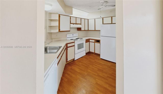 889 Hamilton Drive 889E, Homestead, FL 33034