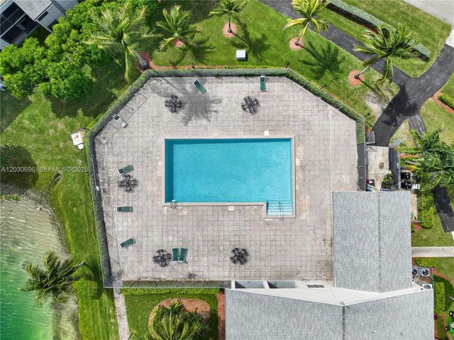 889 Hamilton Drive 889E, Homestead, FL 33034