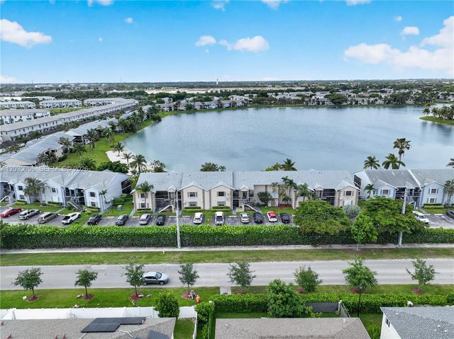 889 Hamilton Drive 889E, Homestead, FL 33034