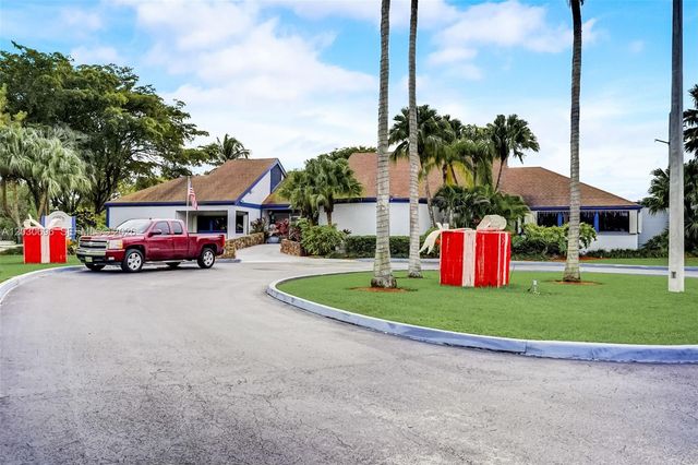 889 Hamilton Drive 889E, Homestead, FL 33034