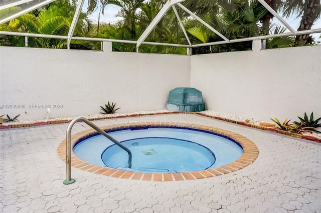 889 Hamilton Drive 889E, Homestead, FL 33034