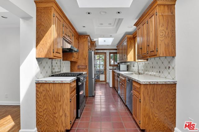 10341 Keswick Avenue, Los Angeles, CA 90064