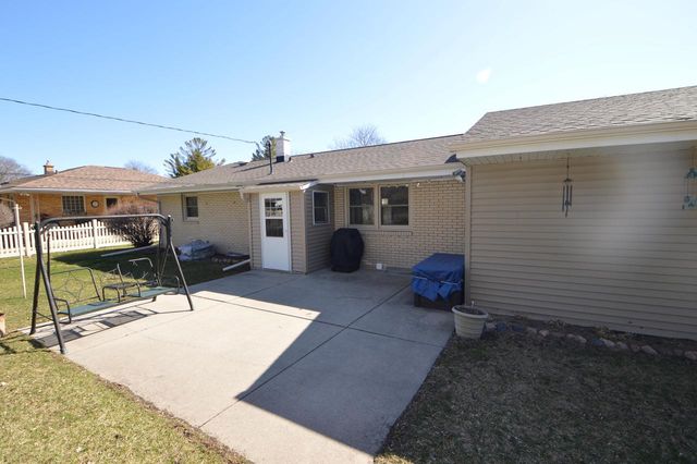 500 Parkway DRIVE, South Milwaukee, WI 53172