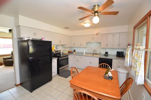 500 Parkway DRIVE, South Milwaukee, WI 53172