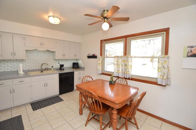 500 Parkway DRIVE, South Milwaukee, WI 53172