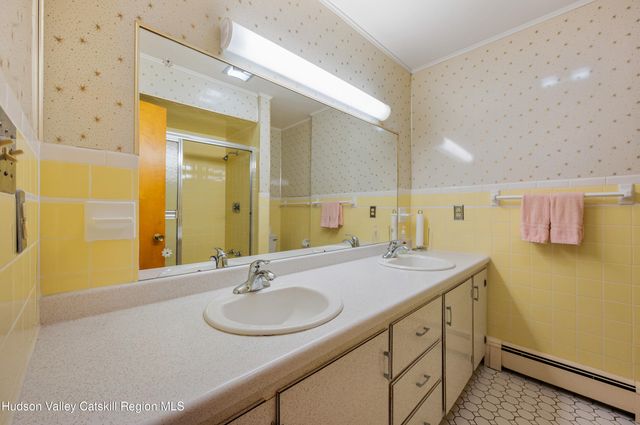 108 River Road, Ulster Park, NY 12487