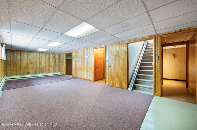 108 River Road, Ulster Park, NY 12487