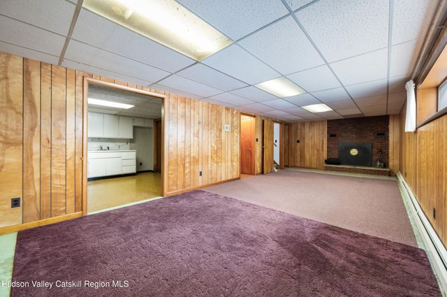 108 River Road, Ulster Park, NY 12487