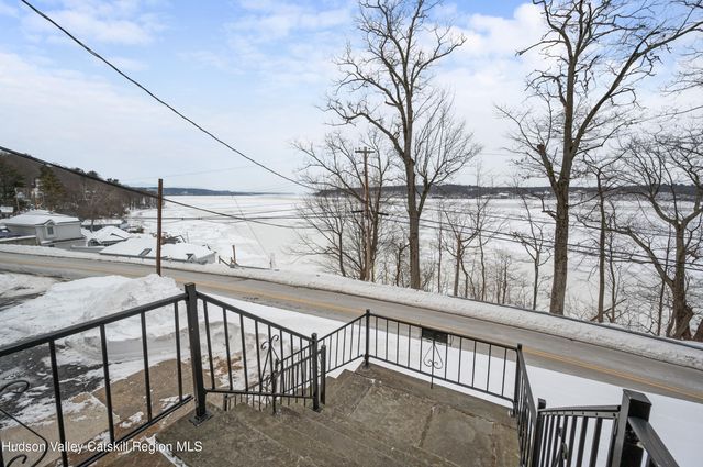 108 River Road, Ulster Park, NY 12487