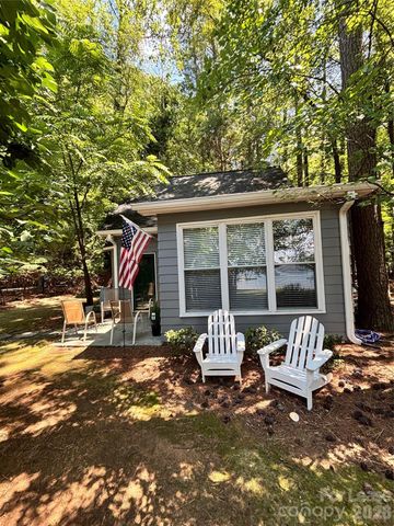 116 Laurel Hedge Lane, Mooresville, NC 28117
