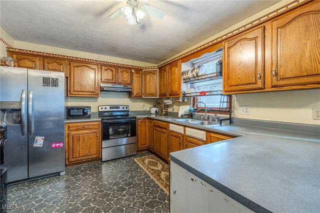 642 Horning Road, Atwater, OH 44201