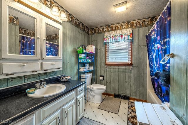 642 Horning Road, Atwater, OH 44201