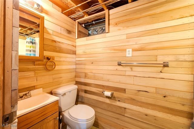 642 Horning Road, Atwater, OH 44201