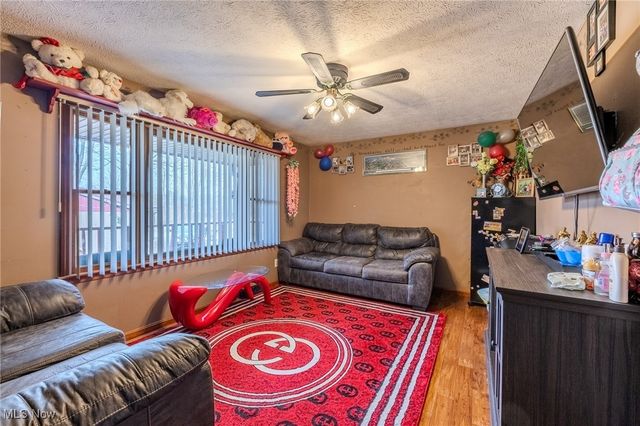 642 Horning Road, Atwater, OH 44201