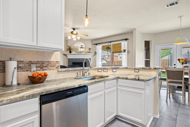 2815 S Serrano, Grand Prairie, TX 75054