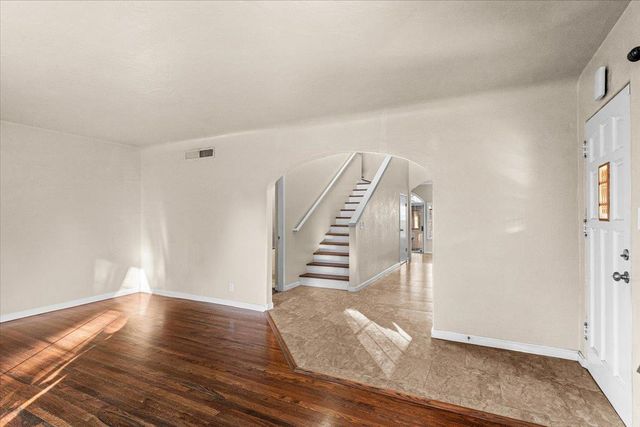 210 Rowland Ave, Modesto, CA 95354