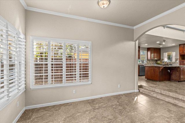 210 Rowland Ave, Modesto, CA 95354