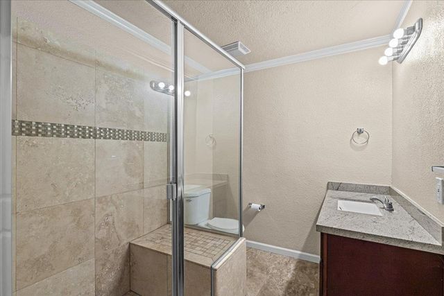 210 Rowland Ave, Modesto, CA 95354