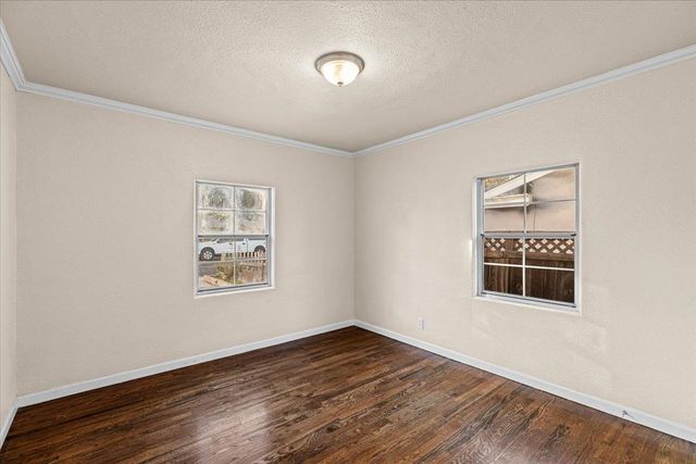 210 Rowland Ave, Modesto, CA 95354