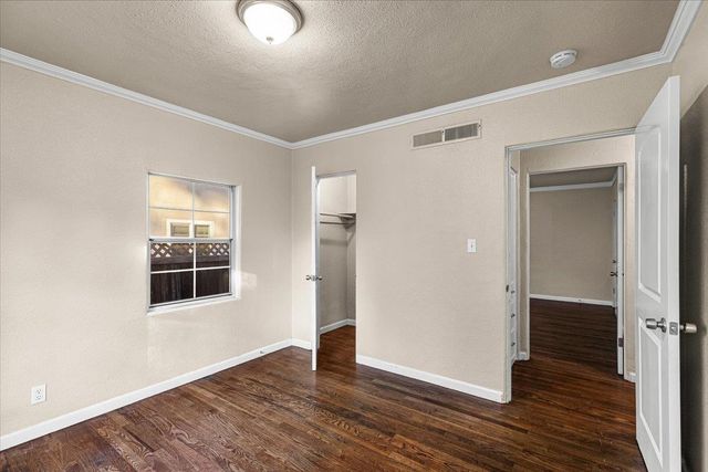 210 Rowland Ave, Modesto, CA 95354