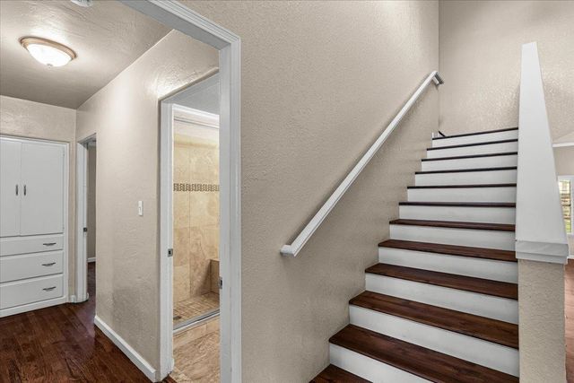 210 Rowland Ave, Modesto, CA 95354