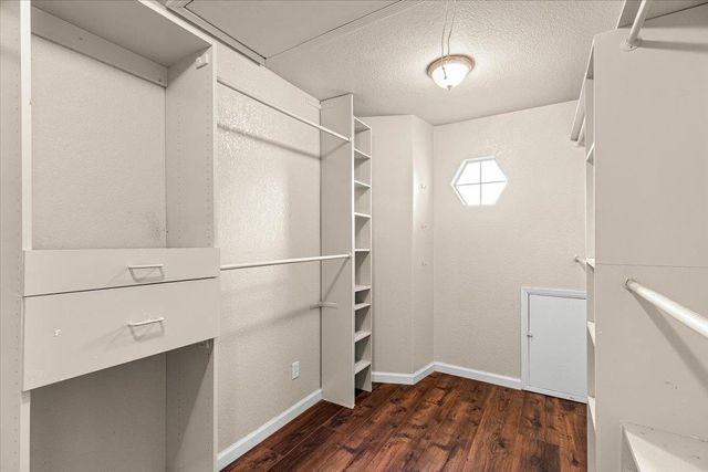 210 Rowland Ave, Modesto, CA 95354