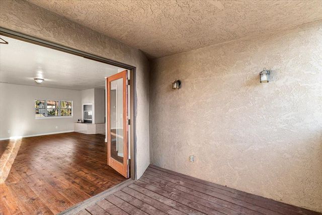 210 Rowland Ave, Modesto, CA 95354